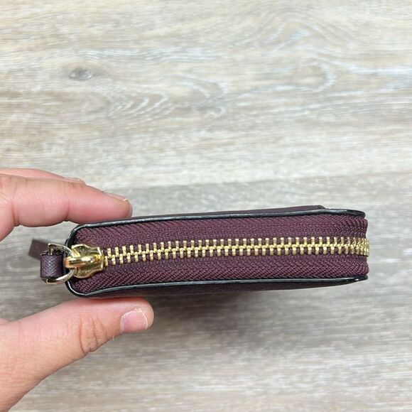 Kate Spade burgundy full zip wallet - Picture 5 of 12